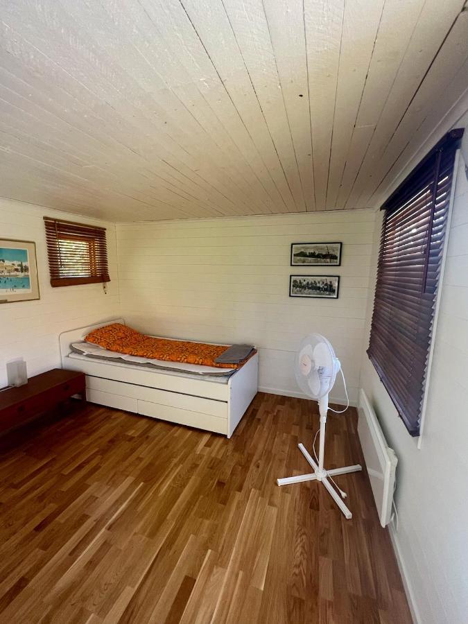 Villa Idylliskt Hus Med Sjoeutsikt. à Östhammar Extérieur photo